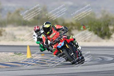 media/Jan-15-2026-Racers Edge (Thu) [[dfebeb70ab]]/3-B Group/Session 4 (Turn 5)/